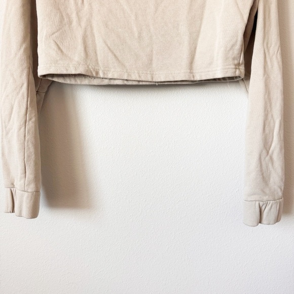 Gym Shark Cropped Hoodie - Picture 3 of 7